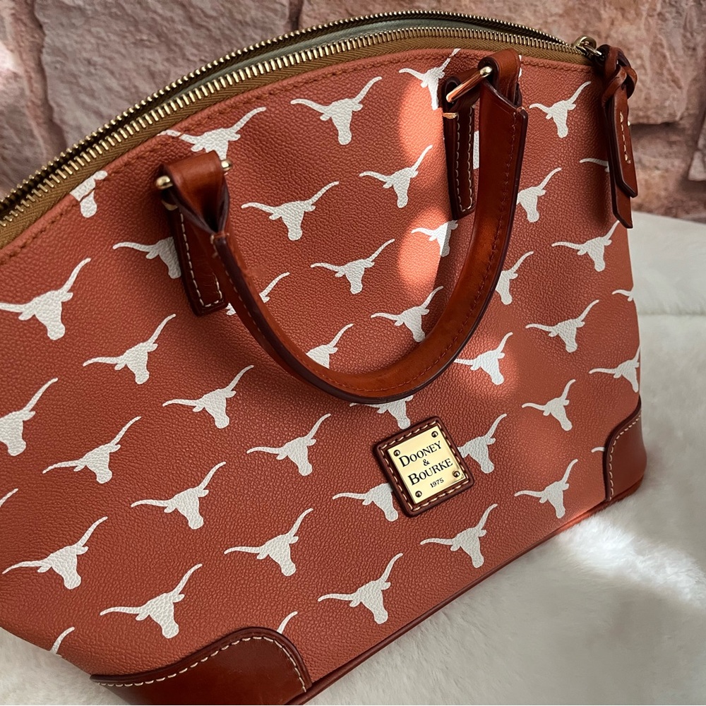 Dooney & Bourke Brown and White Satchel
Great condition.